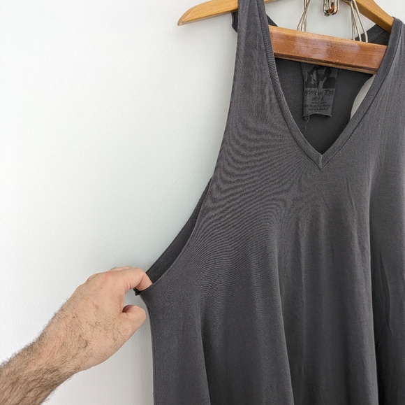Mark & Estel Maxi Dress Women's L Gray Sleeveless Racerback Curve Hem Lagenlook - Picture 3 of 7